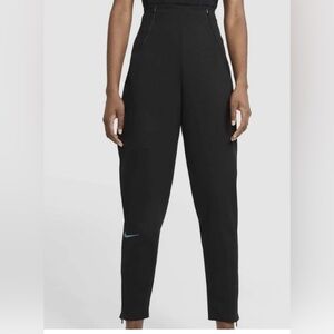 Nike Women’s City Ready Activewear full size zip pants